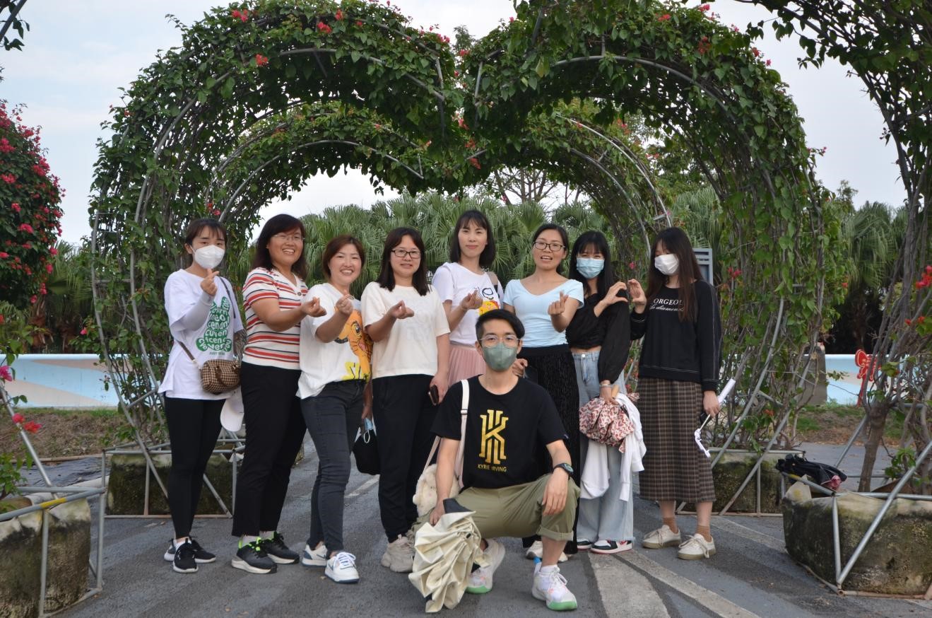 草莓视频在线观看入口WWW新能源西江花海团建